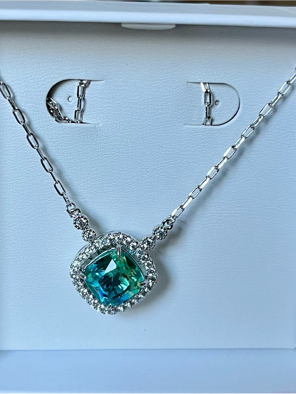 Bomb Party Retro RBP2959 Lime Ombre Crystal on Rhodium Necklace HTF